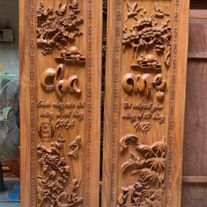 Tranh gỗ Cha Mẹ gỗ hương đá hoàn thiện