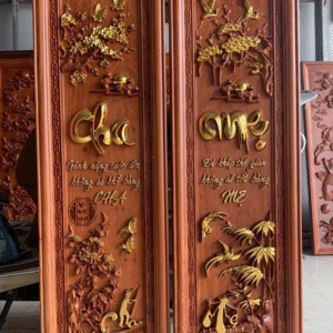 tranh gỗ cha mẹ dát vàng