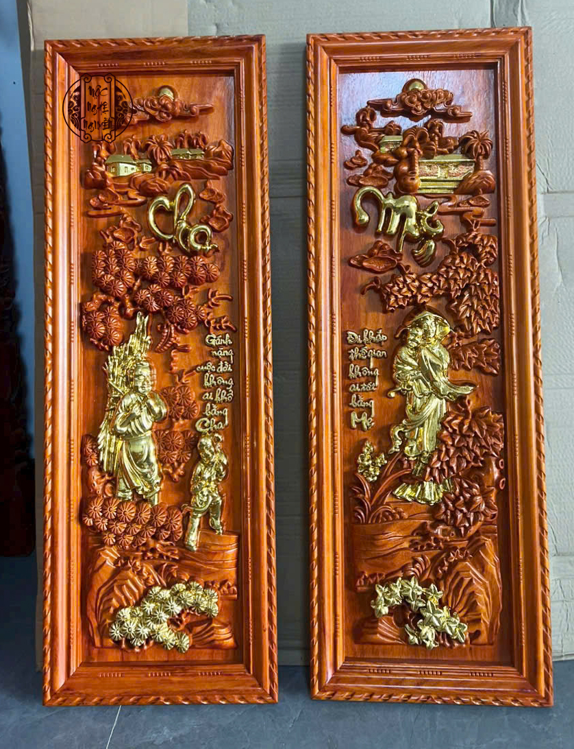 Tranh gỗ cha mẹ gỗ hương đá dát vàng