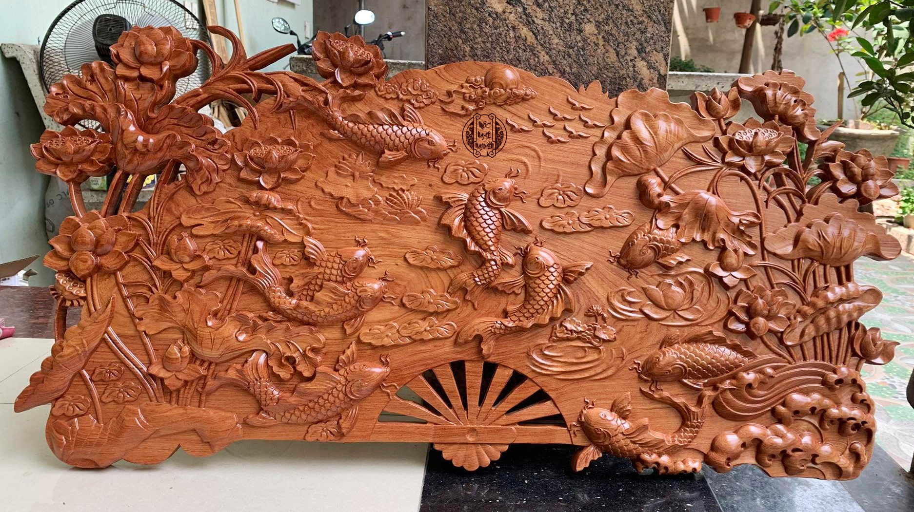 Tranh gỗ cửu ngư quần hội