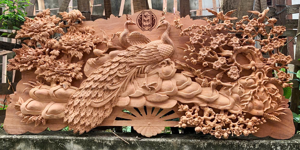 tranh quạt phu thê viên mãn gỗ hương đá đục kênh bong 2